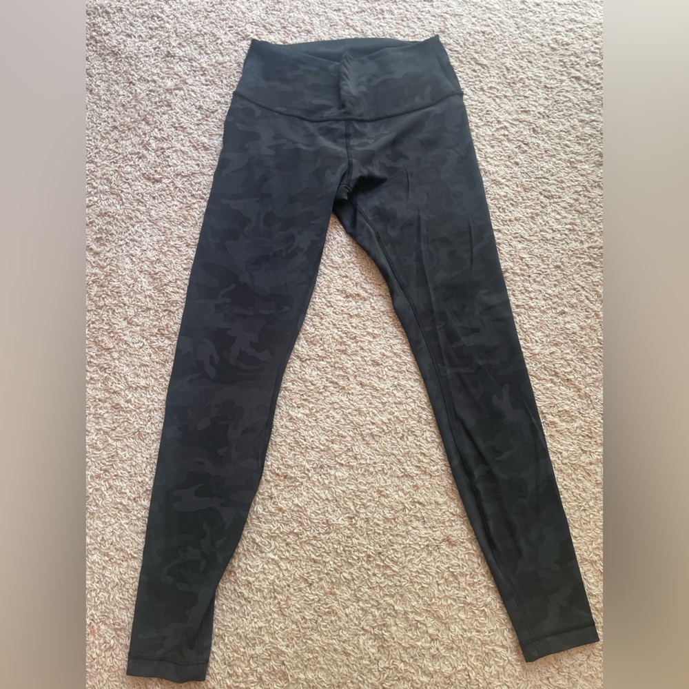 Lululemon Black Camo Wunder Under